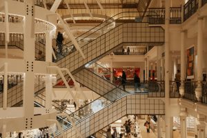 Maison Kitsuné : l’élégance entre Paris et Tokyo