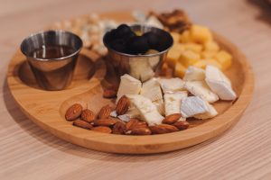 Consommer du fromage femme enceinte : les choix sûrs