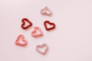 Ongle Saint Valentin : l'élégance des manucures romantiques