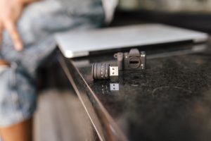 Comment enlever du semi-permanent sans abîmer ses ongles