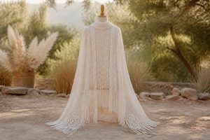 Étole mariage bohème : sublimez votre allure